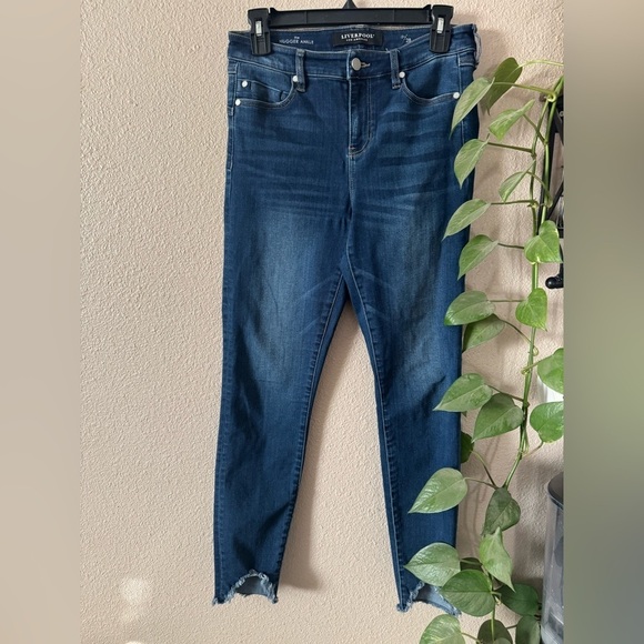 Liverpool the hugger ankle jean - Picture 1 of 8
